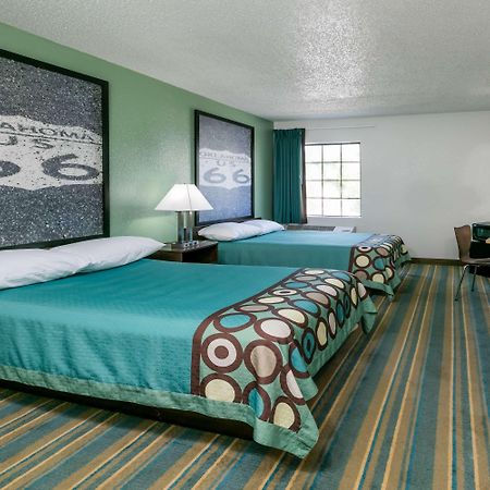 Super 8 by Wyndham Sapulpa/Tulsa Area Motel Glenpool Bagian luar foto