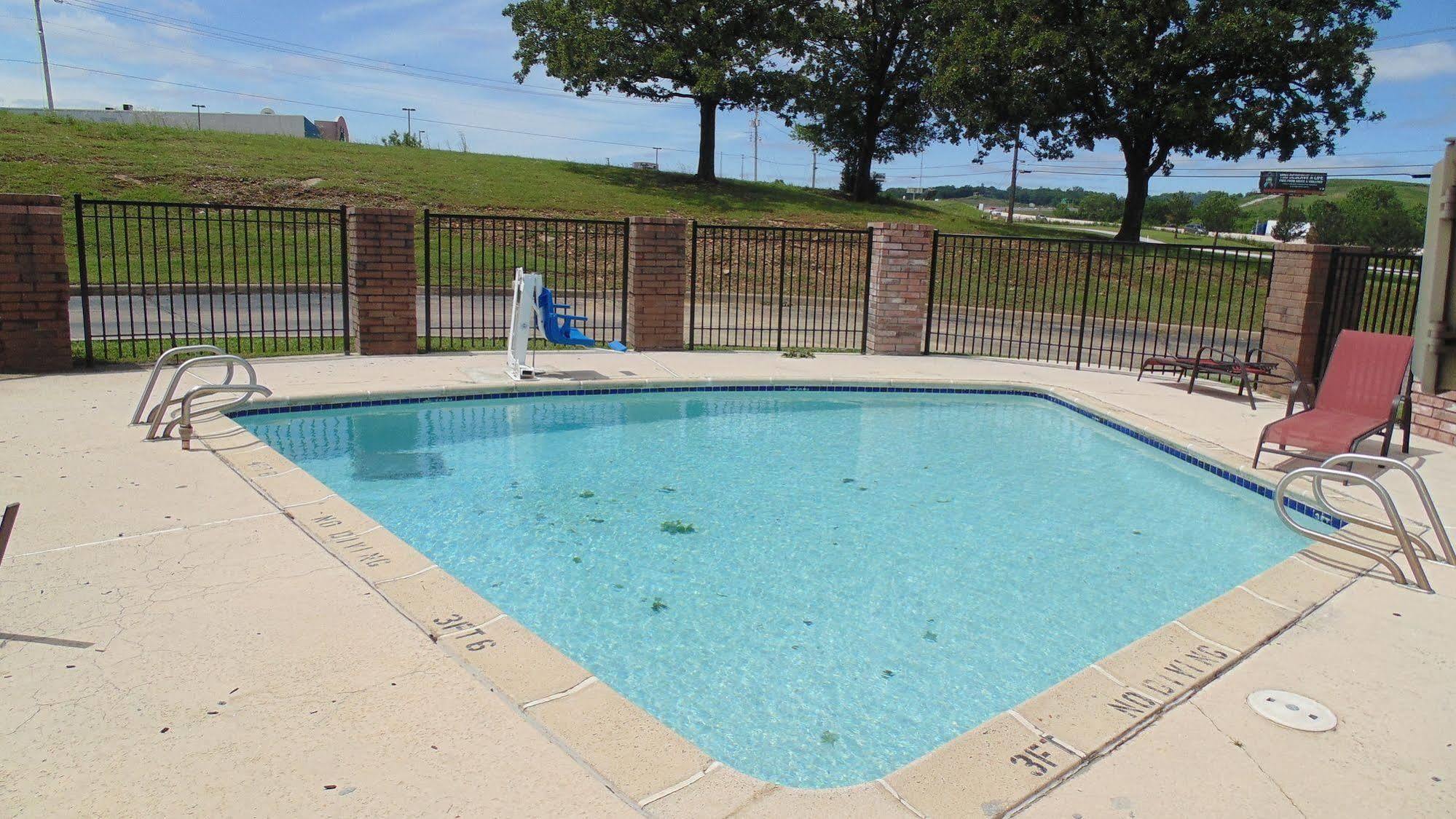 Super 8 by Wyndham Sapulpa/Tulsa Area Motel Glenpool Bagian luar foto